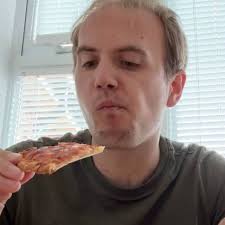 Man eats nothing but Iceland's £1 ready-meals for a week and is stunned by  results