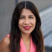 Nancy Voelker's Instagram, Twitter & Facebook