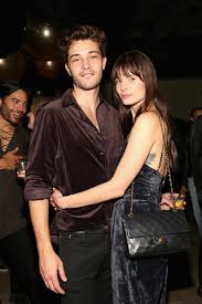 He performs complex pelvic surgery and manages chemotherapy for gynecologic cancer, including intraperitoneal chemotherapy. Francisco Lachowski 2021 Wife Net Worth Tattoos Smoking Body Facts Taddlr