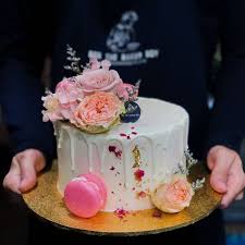 A special cake for a special day! Pastel Pink Floral Cake Novocom Top