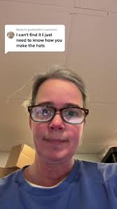 Replying to @goatswifie How to make the snowman hat⛄️