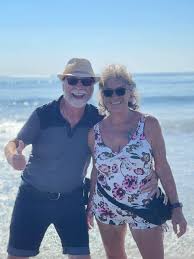 💍🤍💍🤍💍 C'est la journée de l'amour ! Joyeux 52e anniversaire de mariage  à mes chers parents,Jacques Bergeron et Diane Gélineau que j'aime  infiniment. Vous êtes un exemple d'amour, de persévérance et de