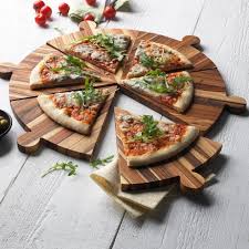 Your Special Occasion Needs This Antipasto Platter From Teakhaus This Unique Serving Board Has Six Pie Servirovochnye Podnosy Pitanie Recepty Eda Dlya Vecherinki