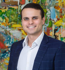 Bradley Gordon's Instagram, Twitter & Facebook