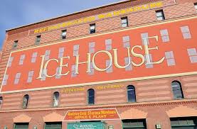 180+ Ice House Stock Photos, Pictures ...