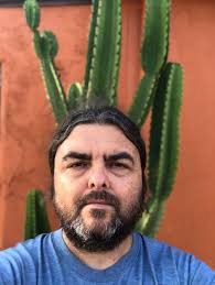 Justin Akers's Instagram, Twitter & Facebook