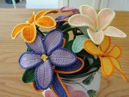 Treat someone special with flowers, perfect for any occasion & get free next day delivery. Fiori A Uncinetto Modelli E Schemi Vaso Di Fiori All Uncinetto Crochet Flower Patterns Crochet Flowers Crochet Puff Flower