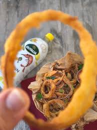 Piatto semplice caldo o freddo. Onion Rings Anelli Di Cipolla Fritti Croccanti E Gustosi
