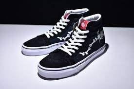 vans sk8 hi reissue 限定款卡通印花情侶高筒滑板鞋黑白 vans high top sneaker high top sneakers high top vans