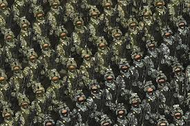 China's No. 2 Official Projects Confidence in Economic Recovery - Bloomberg