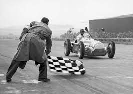 Fangio fangio, pseudonimo di nazario cirinà nasce a roma nella calda estate del 1981 da padre siciliano e madre di origini. Juan Manuel Fangio Movie Chronicles Best Formula 1 Driver Ever