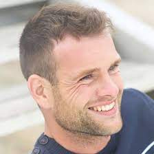 9 Awesome Short Haircut For Receding Hairline In 2021 Receding Hair Styles Haircuts For Receding Hairline Mens Haircuts Short