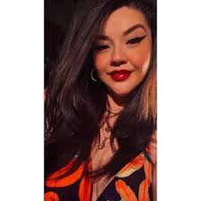 Shannon Trostle's Instagram, Twitter & Facebook