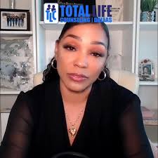 Ashley McAuliffe MS, LMHC