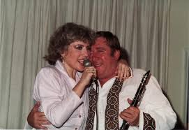 Mașina de spălat vase whirlpool altex masterchef sezonul 1 episodul 1 megamax director de fisiere mcdonalds meniu 5 lei dumitru fărcaș condus pe ultimul drum de sute de oameni am pierdut din păcate un mare reper cancan ro. Mesajul SoÅ£iei Lui Dumitru FÄƒrcaÈ™ DupÄƒ Moartea Artistului Mi Am Pierdut Perechea Click Mobile