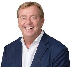 RE/MAX Cayman Islands Magazine