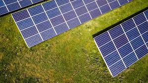 Soocurious vous présente cette nouveauté technologique. Face Panou De Celule Solare La Domiciliu È™i De A Salva Mii De Dolari Panouri Solare