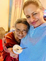 I am grateful for my grandchildren because they fill my home with laughter.  ❤️ 🤍 💙