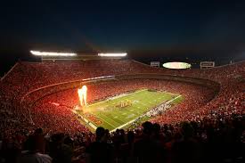Arrowhead stadium is home to the kansas city chiefs and chiefs kingdom. Kansas City Chiefs Partner Using New Contactless Payment Tool At Arrowhead Stadium