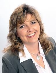 Tad Lee's Instagram, Twitter & Facebook