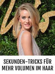 seitenscheitel fur mehr volumen im haar haarlange medium haare seitenscheitel