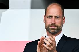 Thân vương William nghi ngờ mục đích của Meghan Markle khi kết hôn Harry