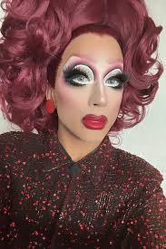 The Bianca Del Rio updated his cover photo.
