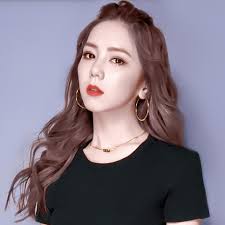 GEM鄧紫棋漁民俱樂部- GEM鄧紫棋漁民俱樂部added a new photo.