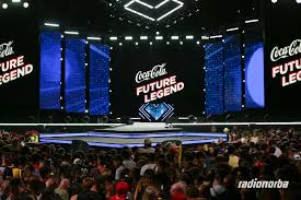 Terza tappa in arrivo il 14 luglio a trani dopo il debutto a vieste e il secondo il primo dei cinque appuntamenti televisivi su italia 1 con battiti live 2019 andrà in onda questa sera. Battiti Live 2019 Gran Finale Sul Palco Di Bari Gli 8 Semifinalisti Di Future Legend Con L Anteprima Del Loro Terzo Inedito Foto 1 Di 29 Radio 105