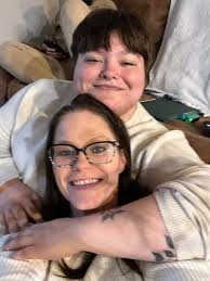 Can someone help me with the background of this photo