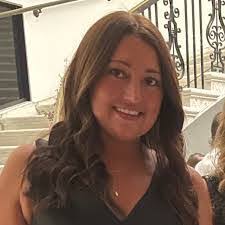 Elyse Stern's Instagram, Twitter & Facebook