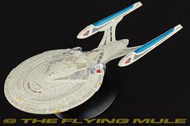 Pursuant to starfleet exploration directive 1023.3 the sovereign class provided a mobile platform for a wide range of ongoing mission profiles. Sovereign Class Starship 1 2537 Diecast Model Eaglemoss Eg Stmg03 87 95
