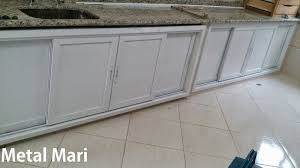 Porta Para Pia De Aluminio Branco Liso Com Lambril De Portao Na Linha Suprema 25 Pia De Aluminio Portas De Armario De Cozinha Armario Pia Cozinha