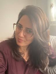 מצאתי שקית של זארה שנשכחה בקו 25, יש בה חולצה שנקנתה היום בסניף דיזנגוף  סנטר. אשמח להחזיר לבעלים