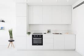 Kabinet dapur moden hitam putih desainrumahid com. 10 Idea Menarik Untuk Kabinet Dapur Baharu Tahun 2021 Azle Reno