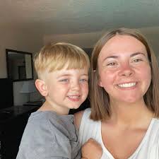 A Very Jerry Christmas On a cold winter's night, with the stars shining  bright, The air filled with music, pure magic, pure light. The snow gently  falling, the world still and fair,