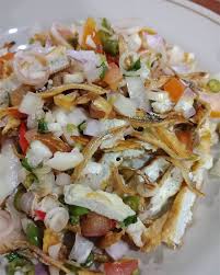 Ikan bilis sedap dibuat sambal tumis. Kerabu Telur Dadar Bersulam Ikan Bilis Menu Mengancam Siang Malam Resipi Mstar