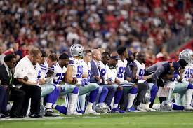 Dallas Cowboys And Owner Jerry Jones Kneel Prior To National Anthem Dallas Cowboys Players Nfl Fans Cowboys Players