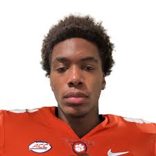 Chris Denson's Instagram, Twitter & Facebook