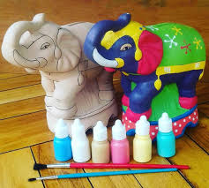 Mewarnai gambar merupakan salah satu kegiatan yang menarik bagi anak sekaligus. Jual Jual Mainan Edukatif Mewarnai Celengan Keramik Gajah Di Lapak Mi Corazone Bukalapak