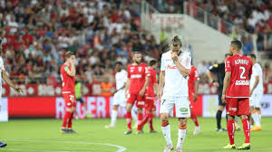 Lens reçoit dijon dimanche (15h) dans le cadre de la 26e journée de ligue 1. Lens Se Saborde Et Pleure Son Reve Envole