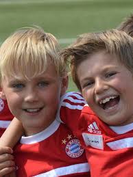 I have held hundreds of press conferences and unfortunately we haven't talked much about football. Lasst Das Training Beginnen Fc Bayern Kids Club