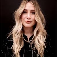 Amanda New's Instagram, Twitter & Facebook