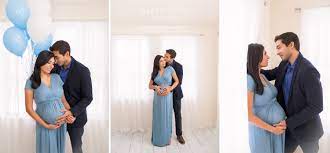 Click For More Posing Ideas Poses Family Camera Settings Idea With Siblings Couples Single Mom Maternity Photographer Maternity Poses Indoor Maternity Photos