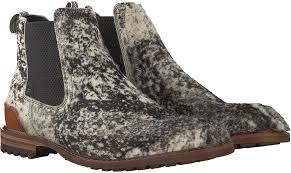 Zij hebben een ruim aanbod aan chelsea boots in verschillende stijlen, soorten en kleuren zo zijn er voor de dames een chelsea boots met een hoge hak. Witte Floris Van Bommel Chelsea Boots 20051 Omoda