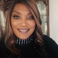 Roxie Hunter's Instagram, Twitter & Facebook