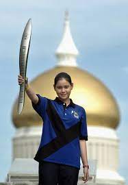 Youtube > royal fashion channel. Crown Princess Sarah Of Brunei Royal Life Brunei Bandar Seri Begawan