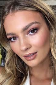 9 Biggest Makeup Trends 2020 2021 Makeup Trends Red Lips Makeup Look Eyebrow Trends