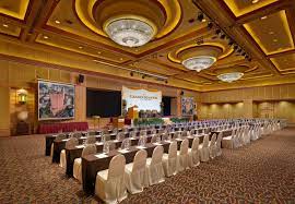 There are 800 guestrooms all equipped with contemporary decorations, modern furnishing and latest amenities. Grand Seasons Hotel Kuala Lumpur Kuala Lumpur Malaysia Compare Deals
