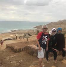 Nabi luth as adalah merupakan keponakan nabi ibrahim as, yang nama ayah beliau adalah haran bin azar dan saudara kembarnya yaitu nahor. Berwisata Di Jordan Pelajari Kisah Nabi Dan Melongok Rumah Prabowo Skanaa